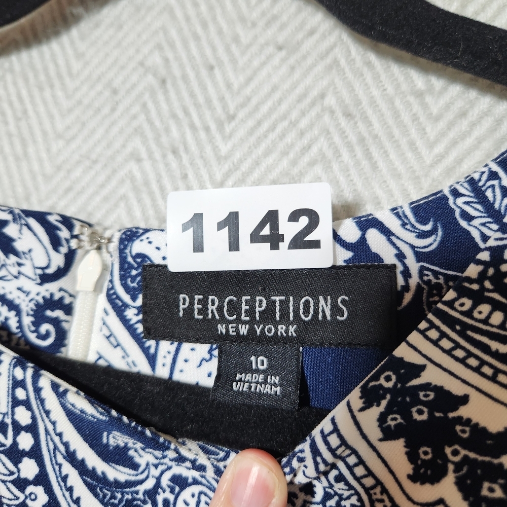 Perceptions New York Size 10 Elegant Navy and White Paisley Mini Dress - Picture 2 of 11